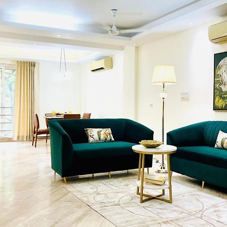 Olive Serviced Apartments - New Friends Colony نيودلهي الغرفة الصورة